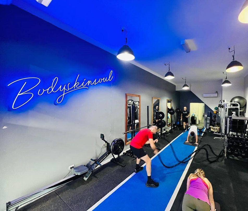 Inspire with These 5 Gym-Appropriate Neon Signs